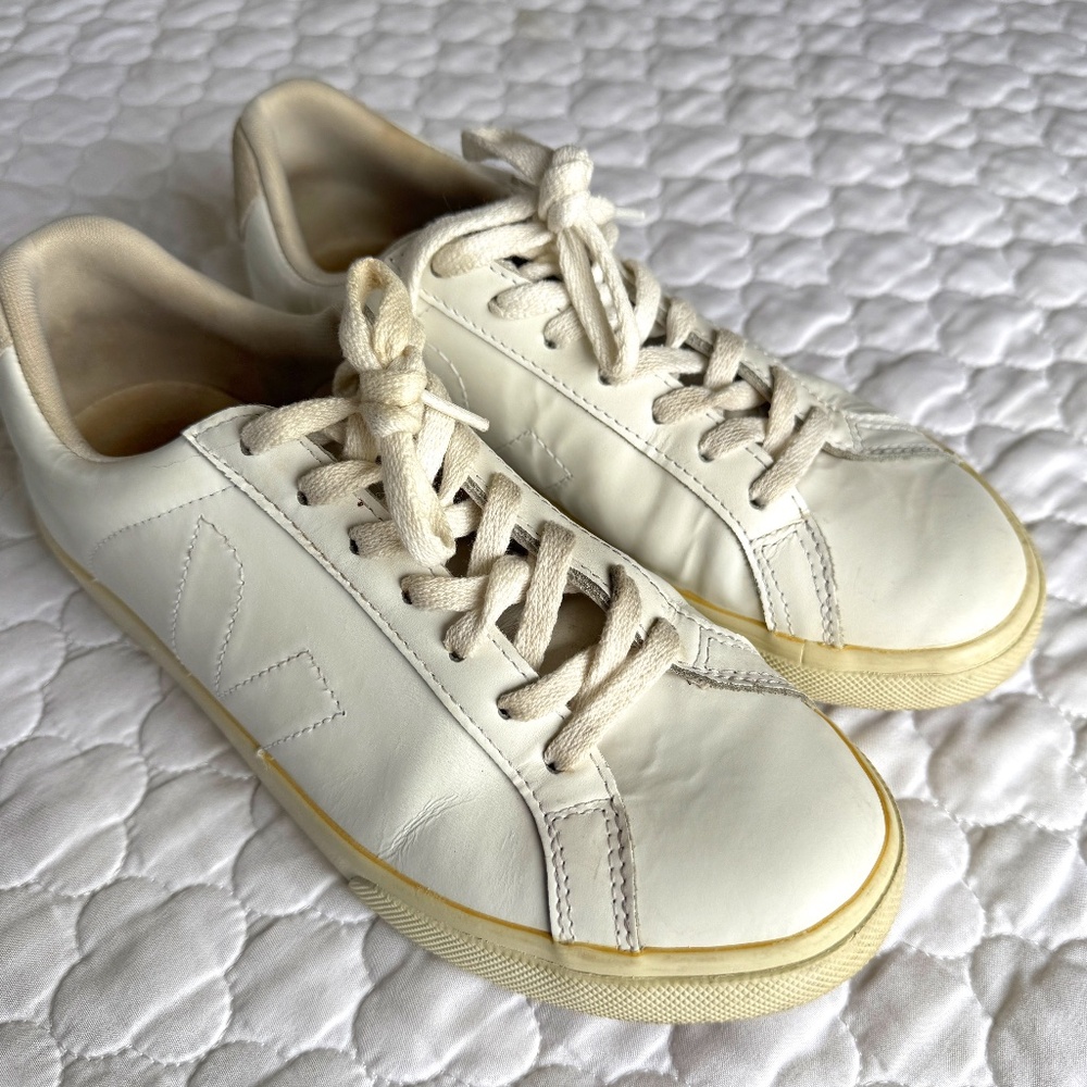 Veja Esplar Leather Sneakers in White Women's Size 8